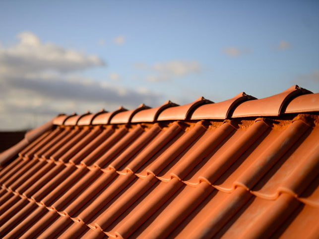 Couverture : Ets GHECHAM COUVREUR : Travaux de toiture : couverture, détection et réparation de fuites toiture tuiles, ardoises, faîtage. Le Mans, Évron ... toute la Sarthe (72)