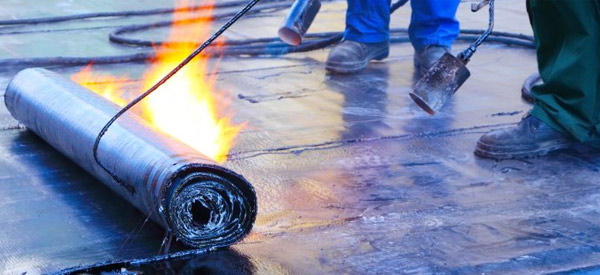 Ets GHECHAM COUVREUR : Charpente toiture façade : Sarthe 72 : travaux de Couverture, charpente, demoussage et peinture hydrofuge toit, étanchéité et isolation combles, ravalement façade, bardage, maçonnerie. Le Mans, Évron..